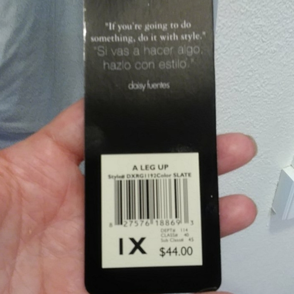 Daisy Fuentes top - Picture 4 of 8